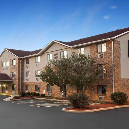 Motel Super 8 By Wyndham Fairview Heights-St. Louis Exterior foto